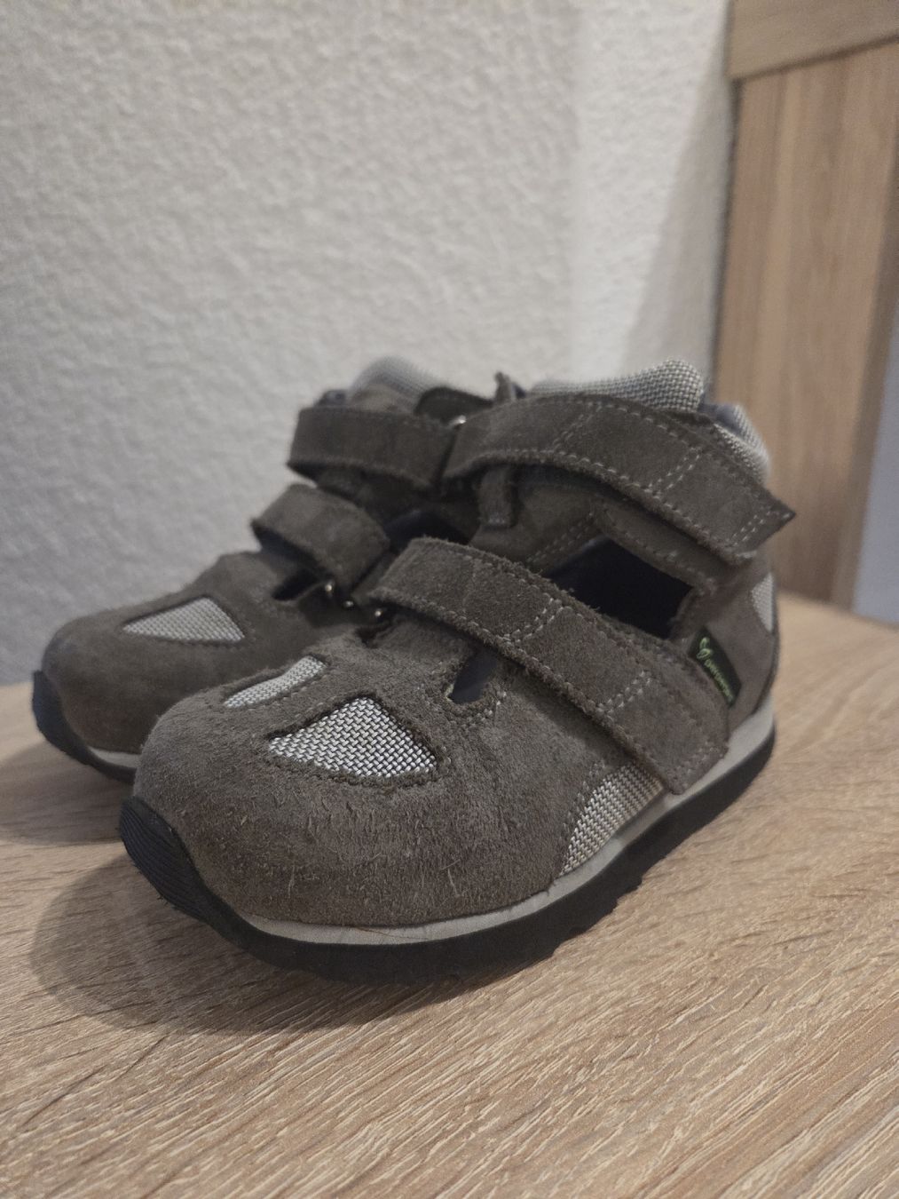 Scarpe per ragazzi: Orthesenschuhe Sandalen Gr. 27 – Usato da Näfels venduto da CH.Kchlineknopf