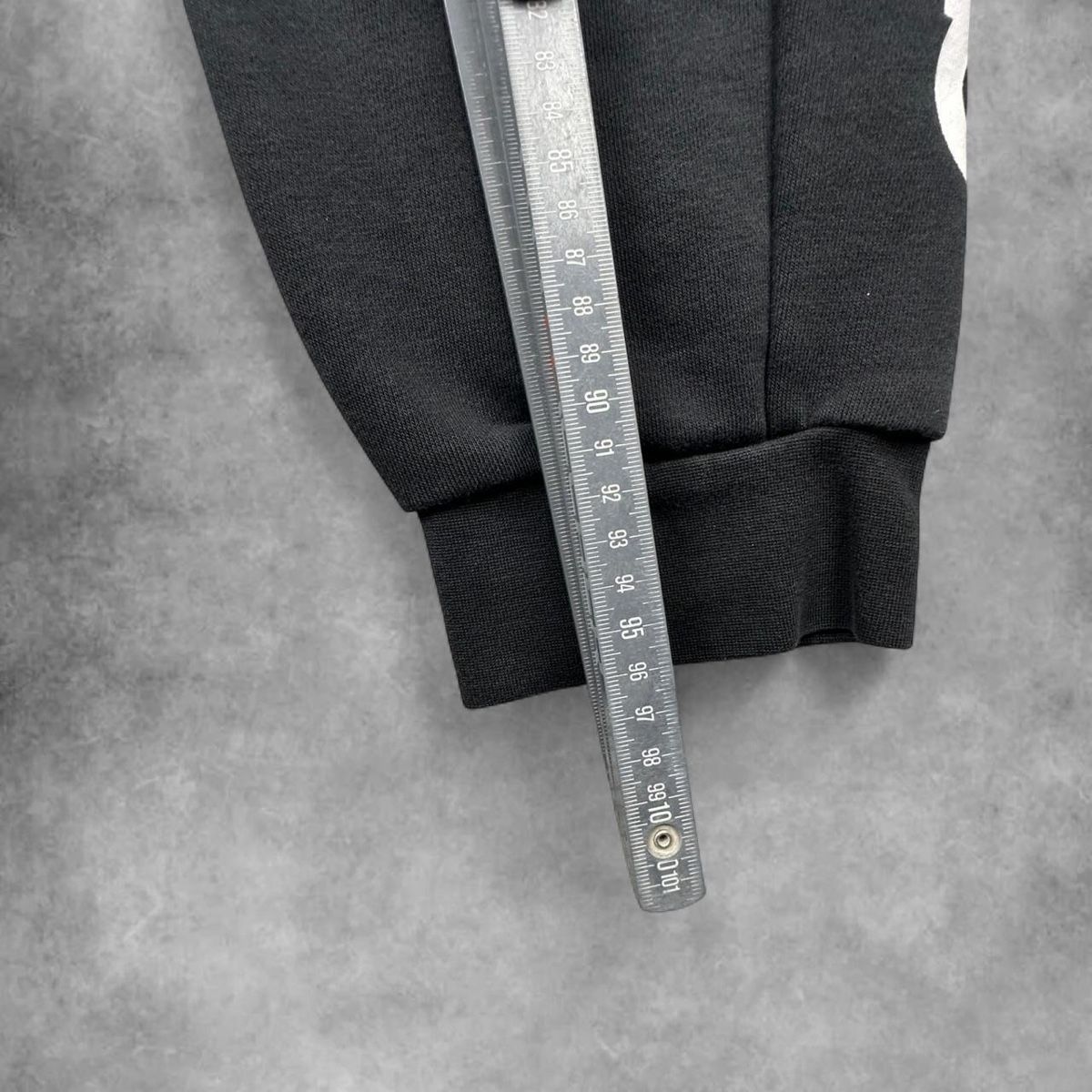 Adidas Pantaloni: Adidas sweatpants – Usato da Erlinsbach SO venduto da TogaResell 4