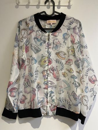 Cardigan Disneyland Paris Alice in Wonderland taille S