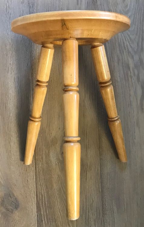 Schöner Pflanzenhocker Blumenhocker Holz älter vintage Kaufen auf