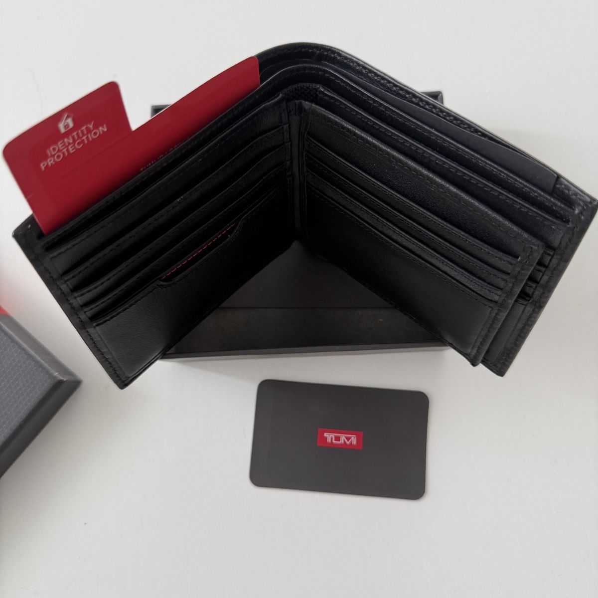 Tumi Brieftaschen: TUMI New Wallet – Neu und originalverpackt aus Emmen von Nightingale_2022