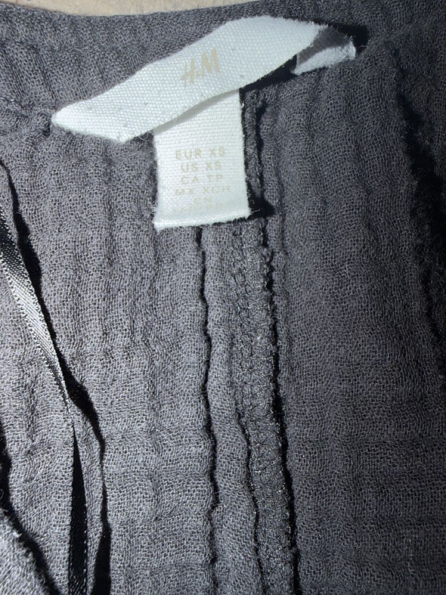 H&M T-shirts: H&M Leinen Langes Shirt – D'occasion à Schleitheim par ptksz 2