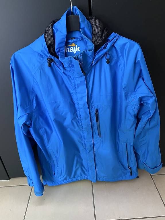 Giacche: Regenjacke blau Grösse xs  – Usato da Kehrsatz venduto da Watzel