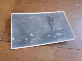 MILITAER - 1.WK - OFFIZIER mit SCHLAFENDEN SOLDATEN
