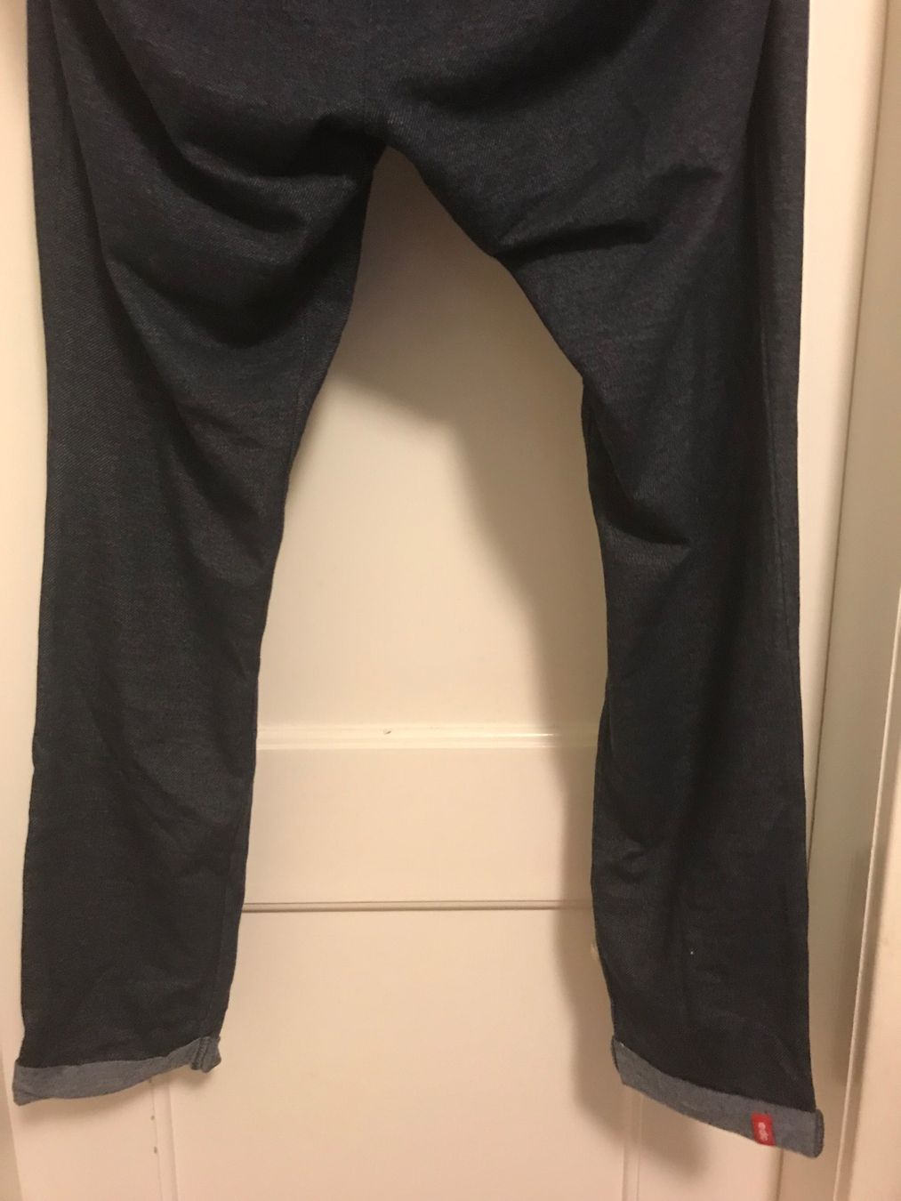 Esprit Pantaloni: EDC Damenhose Jeanslook – Usato da Niederteufen venduto da mix18 2