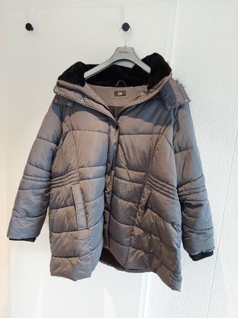 Damen Winterjacke von C&A Gr.60 