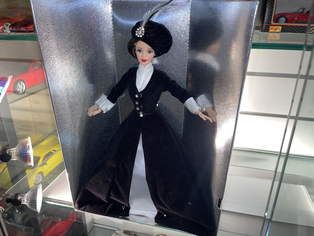 Puppen: Sammlerpuppe Barbie "Romantic Interlude" Collector Edition! – Neu (gemäss Beschreibung) aus Siebnen von speedy63 2