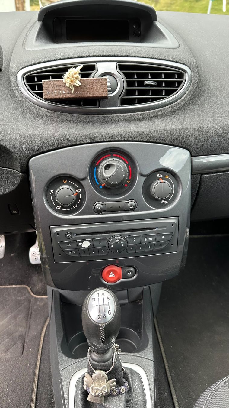 Renault Automobili: Renault Clio Sport 2.0 16V – Usato da Davos Platz venduto da Banani89 4