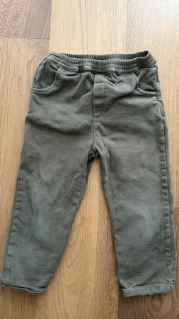 Kinderhose Donsje Amsterdam olive Grösse 4-5 Jahre 