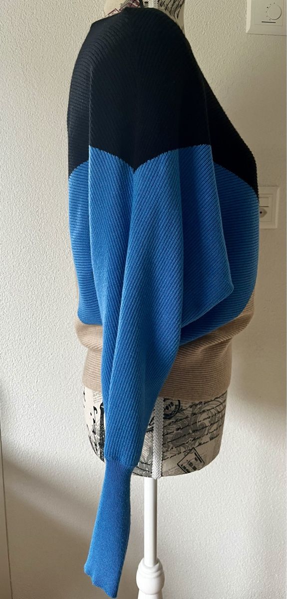 C&A Maglioni & Felpe: Colourblocking Pullover von C&A Gr. XS – Usato da Aarburg venduto da Petite-closet-Loop 1