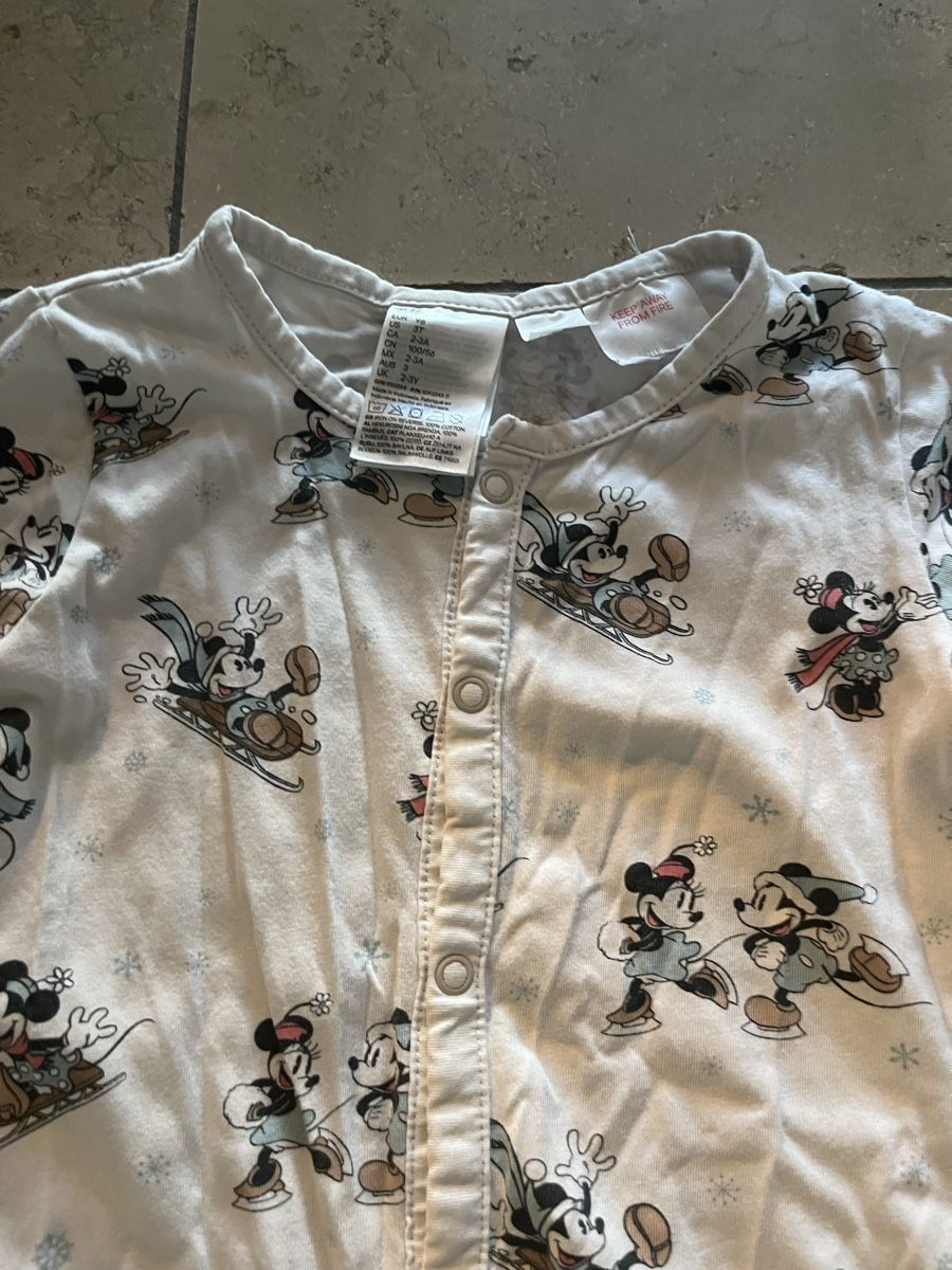 H&M Pigiama & Simili: H&M Strampler Gr. 98 – Usato da Zollikerberg venduto da LLV 1