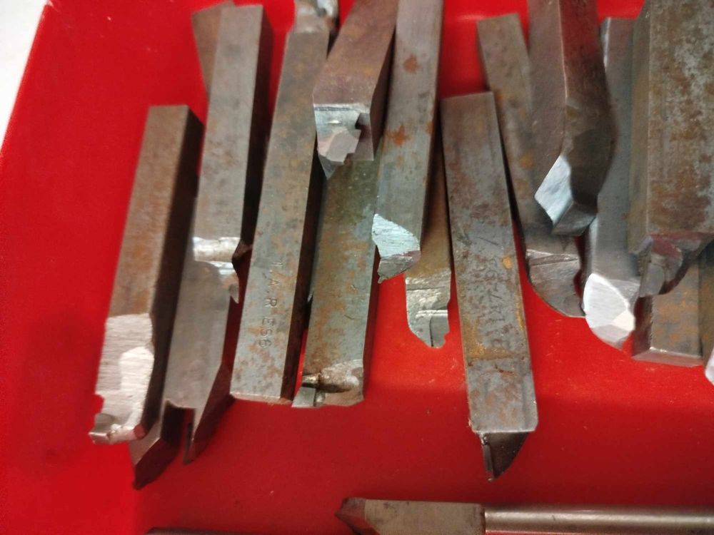 Tous les outils: Outils de turnage – D'occasion à La Chaux-de-Fonds par Emmaus2300CDF 8