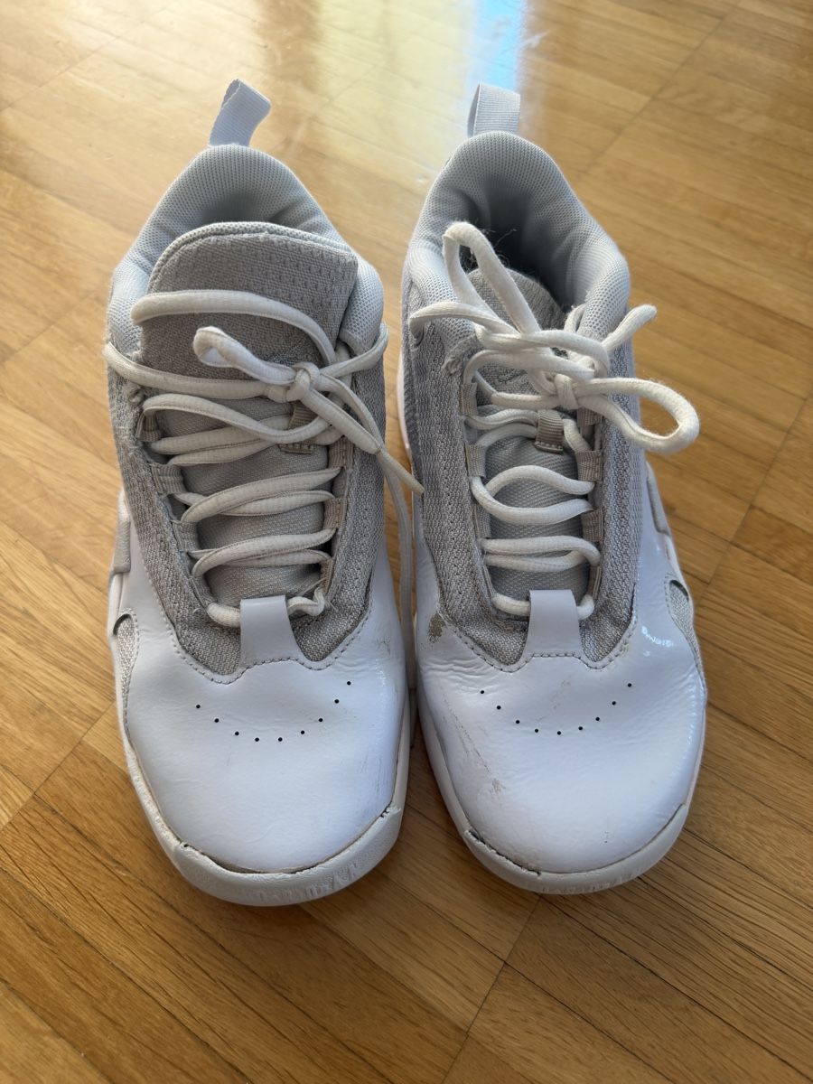 Jordan Scarpe per ragazzi: Jordan Schuhe, 36,5 – Usato da Opfikon venduto da Lui_07