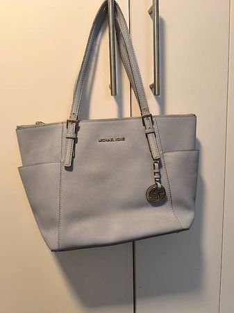 Michael Kors Tasche / Elegante Designer Handtasche Hellgrau