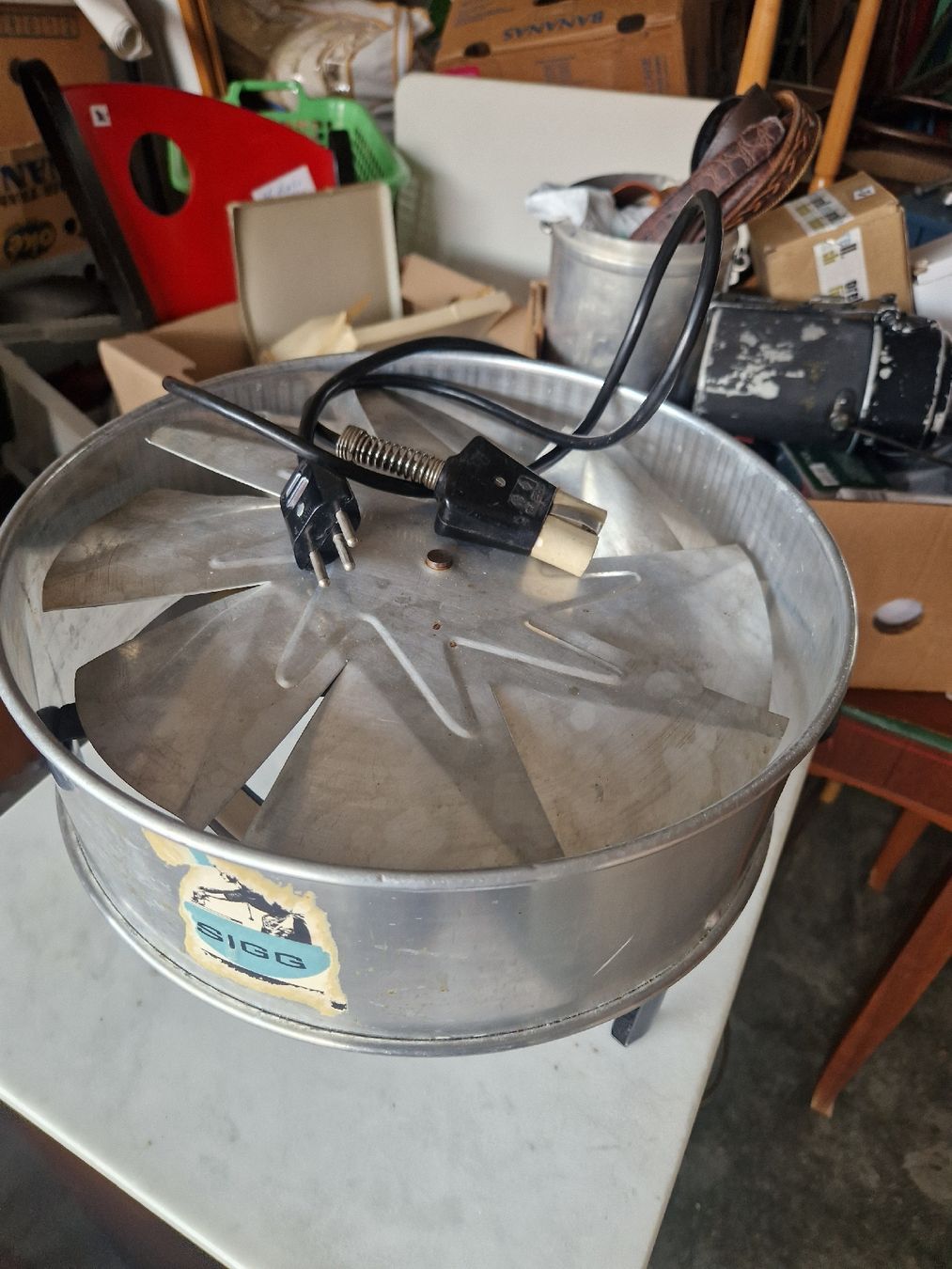 Sigg Appareils de cuisine: SIGG Dörrex Aluminium mit Kabel und Stecker – D'occasion à Mörigen par Clio111 8