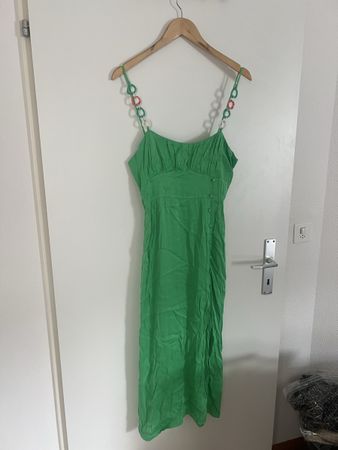 Zara: Sommerliches, grünes Kleid mit Ringdetails, Grösse M