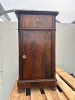 Antiker Nachtschrank Nussbaum Marmorplatte