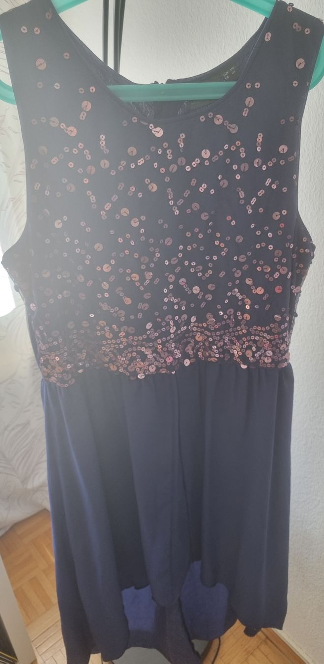 Vestiti & Gonne: Festkleid Grösse 170 – Nuovo (secondo la descrizione) da Langnau am Albis venduto da bro_lh5f 1