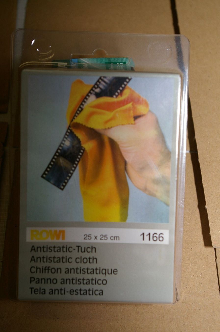 Labor & Dunkelkammer: Hama Antistatiktuch  25 x25 cm – Neu und originalverpackt aus Niederurnen von mowgli_1963