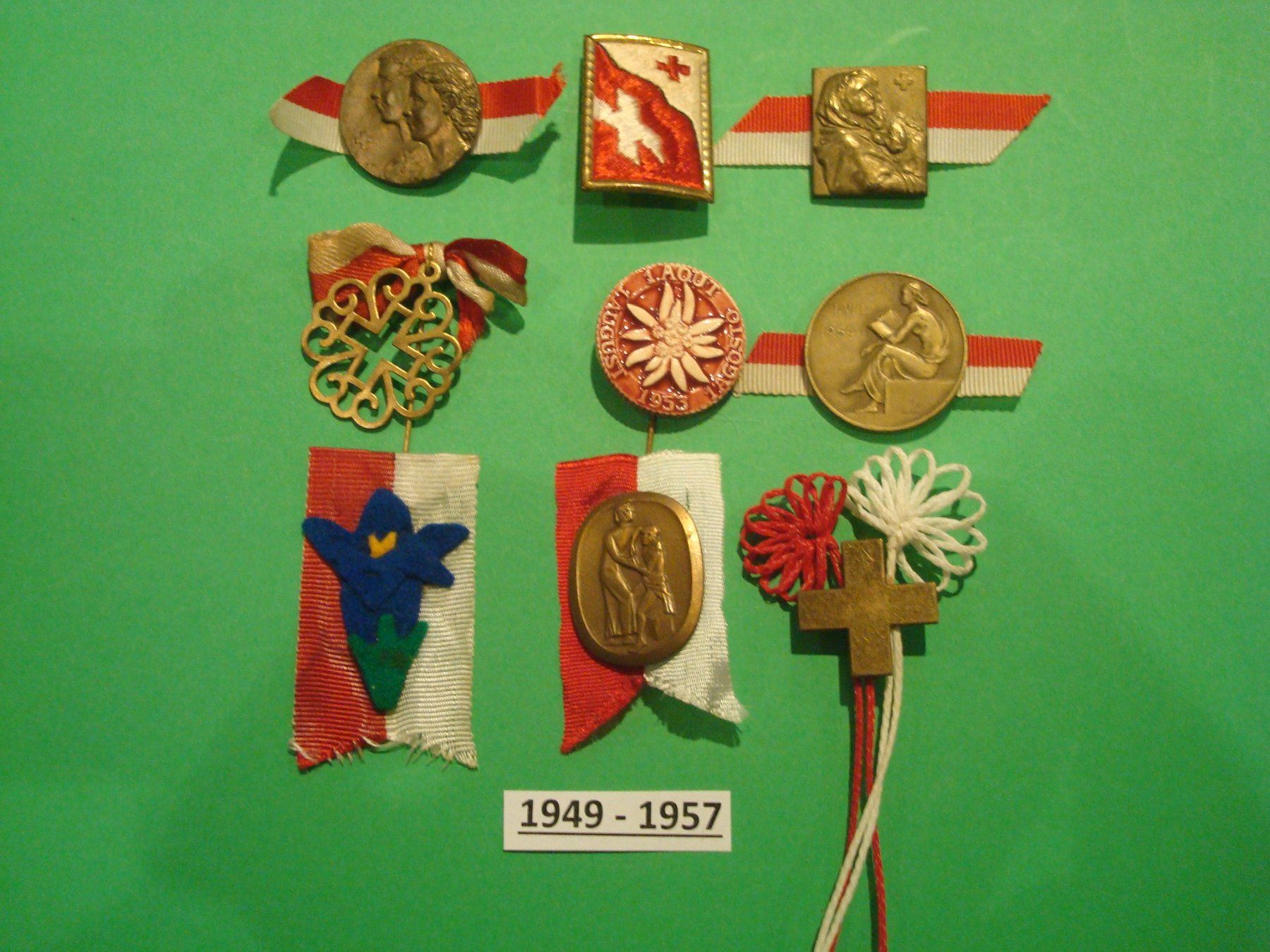 Placchette & Badge: Abzeichen 1. August 1949 bis 1957 – Usato da Riehen venduto da Baerewaegli
