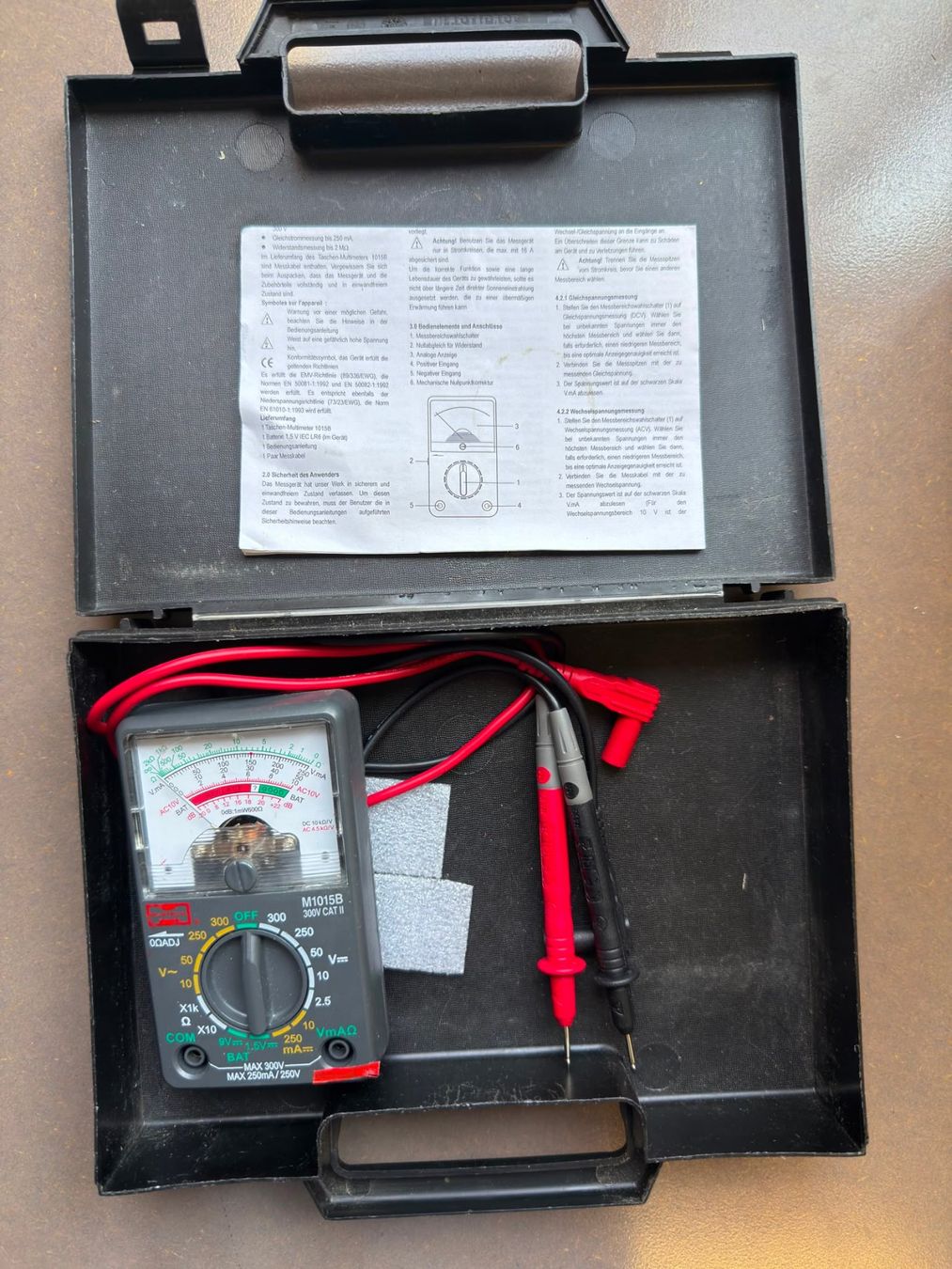 Mesurer: Analoges Multimeter M1015B im Koffer – D'occasion à Luzern par Elgordo7