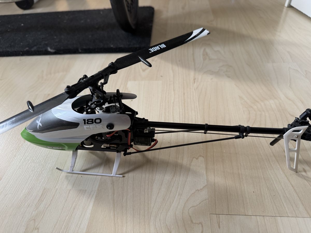 Blade RC Modellbau: Blade 180 CFX defekt – Defekt aus Guntershausen von Mscg