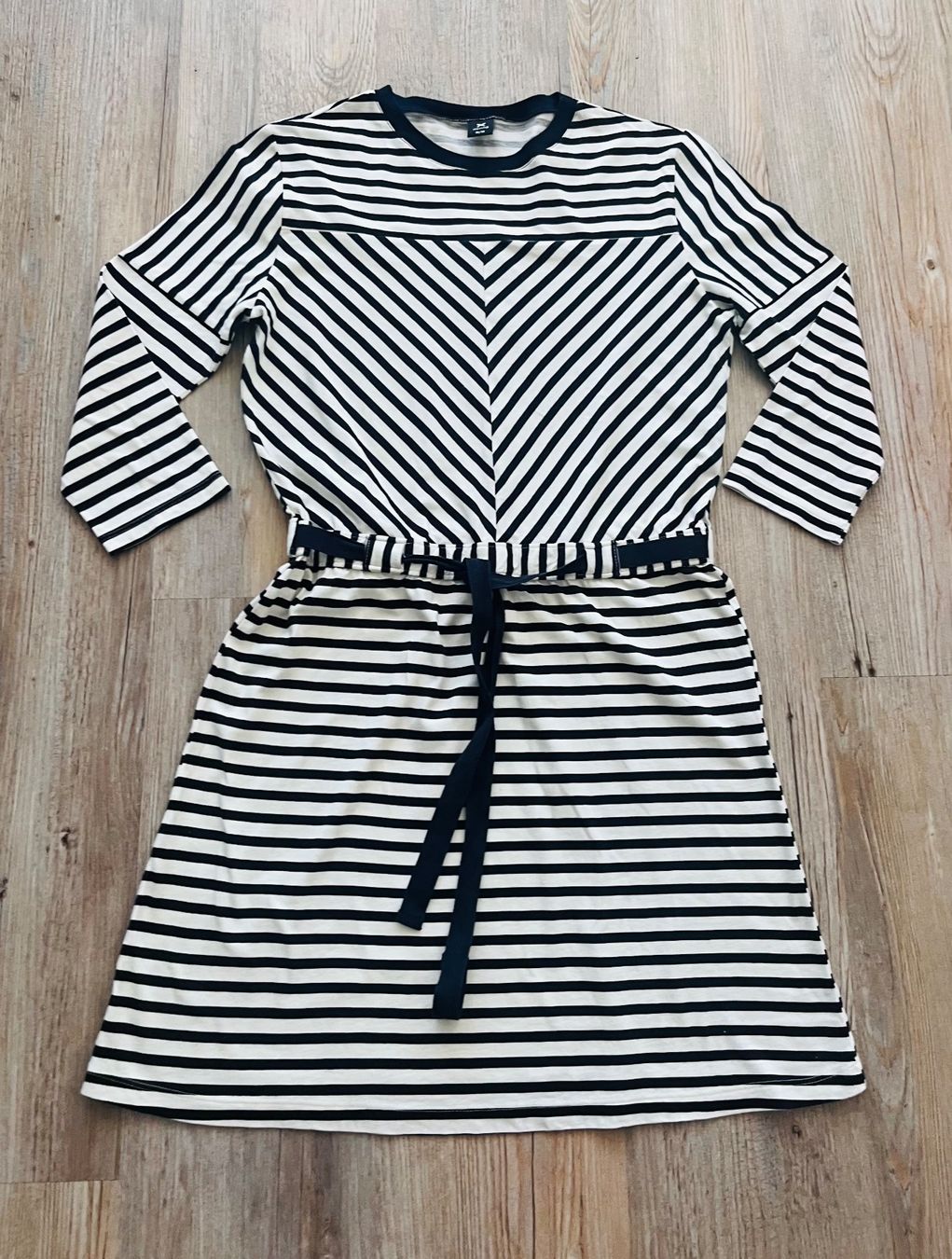 Vestiti: Hering gestreiftes Kleid langarm Gr. M – Usato da Belp venduto da Solyluna 1