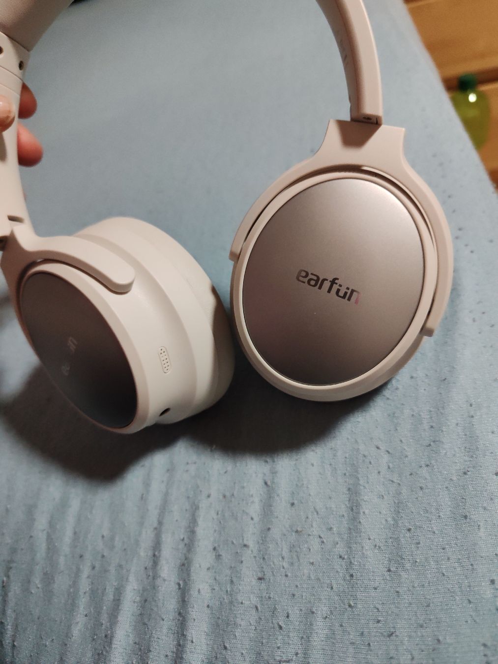 Cuffie: Earfun tune Pro Bluetooth Kopfhörer - Super Zustand! – Usato da Untervaz venduto da DoniWii1985