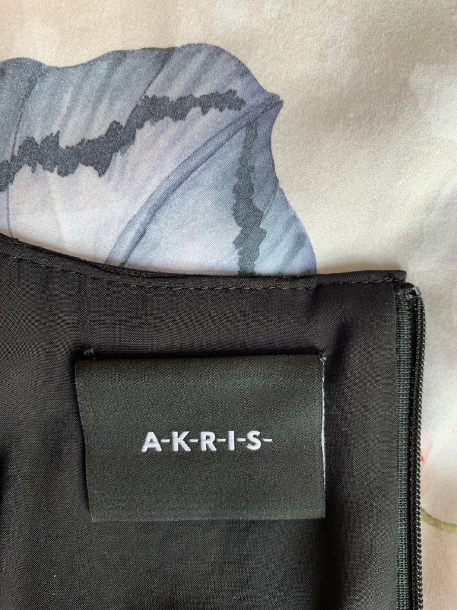 Akris Vestiti: AKRIS: Herrlich swingendes, schwarzes Lederkleid, Gr. 36 – Usato da Luzern venduto da designluzern 5