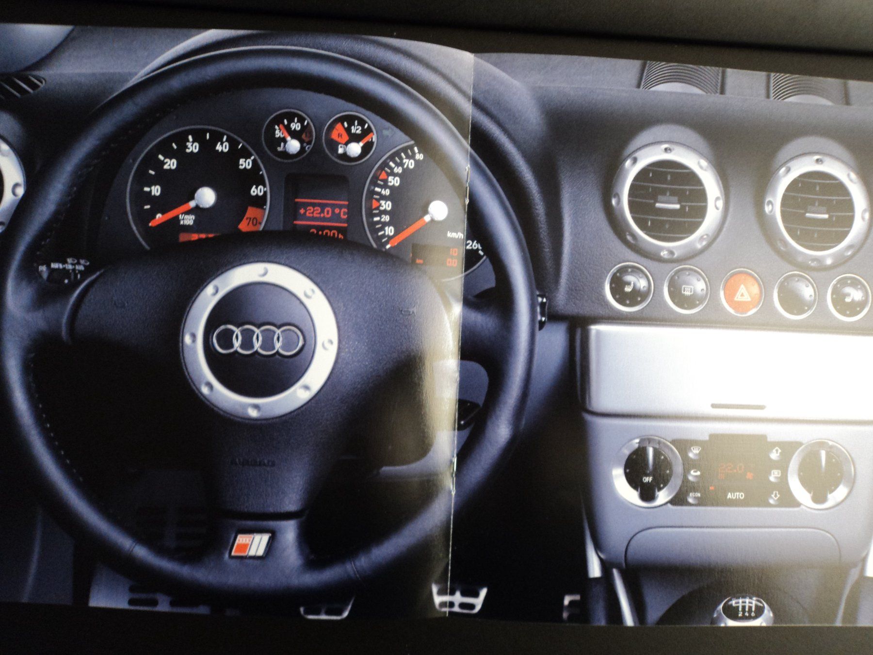 Audi Documenti: Prospekt Audi TT Coupé 1999 – Usato da Schwarzenburg venduto da modelCARama 2