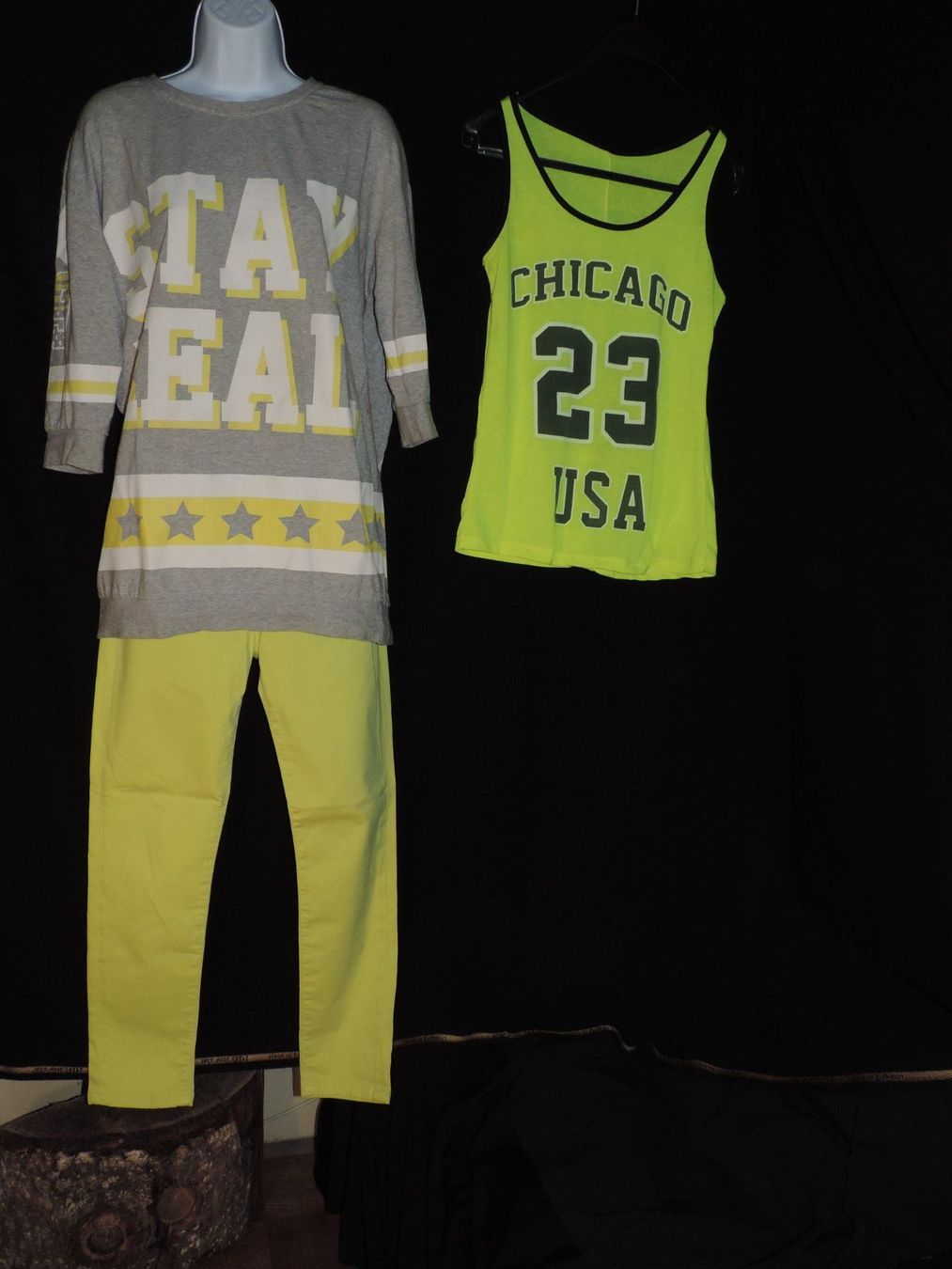 Kleiderpakete: 2 ensembles outwear jaune fluo – Gebraucht aus Genève von Axelle333 4