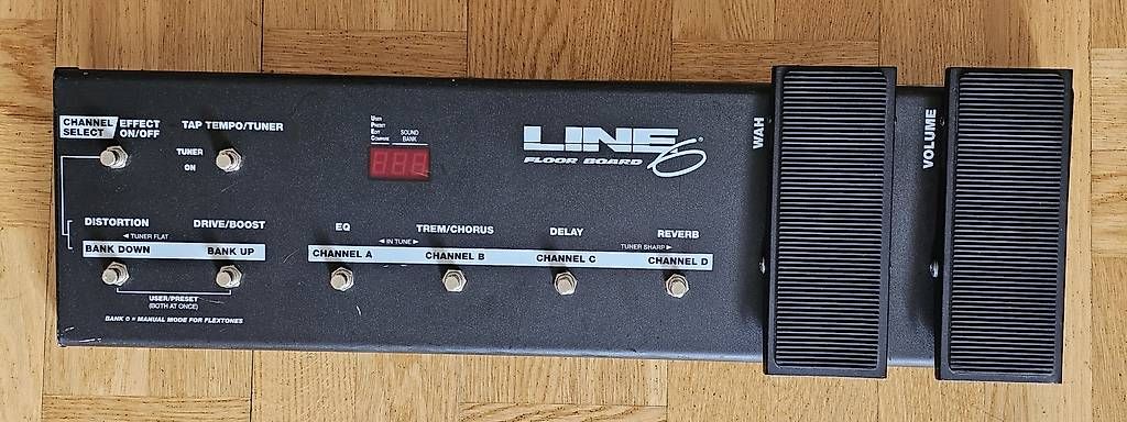 Line 6 Strumenti musicali: Line 6 Floor Board Foot Controller - Good Condition – Usato da Lausanne venduto da ale_6c5g 4