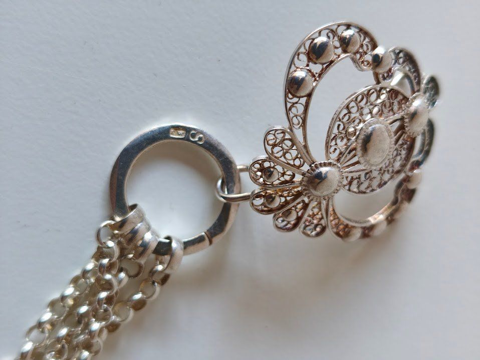 Altri gioielli: N2 Tracht Schmuck Ketten Blumenbrosche Silber – Usato da Toffen venduto da Immo-Erben 1