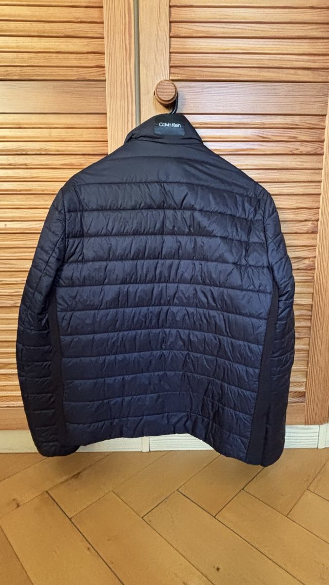 Calvin Klein Jacken: Calvin Klein Padded Jacket Navy Blue Size M – Gebraucht aus Carouge GE von David_1899 1