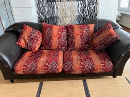 Sofa im Ethno-Look / Kolonialstil
