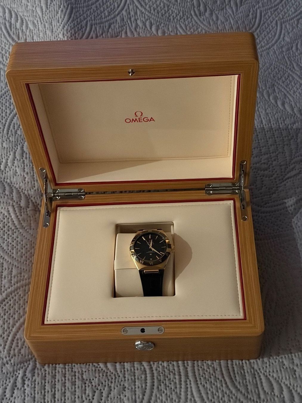 Omega Orologi: Omega Constellation Coaxial Master Chronometer 18k Gold – Usato da Thalwil venduto da malexx 7