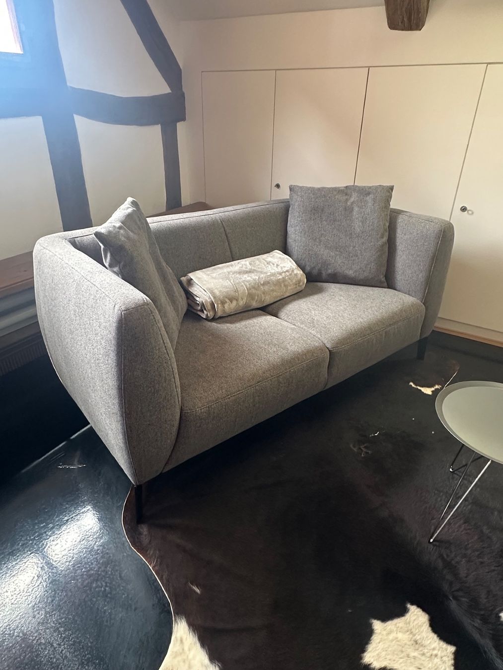 Divani: Sofa grau neuwertig – Usato da Erlinsbach venduto da Srocky 1