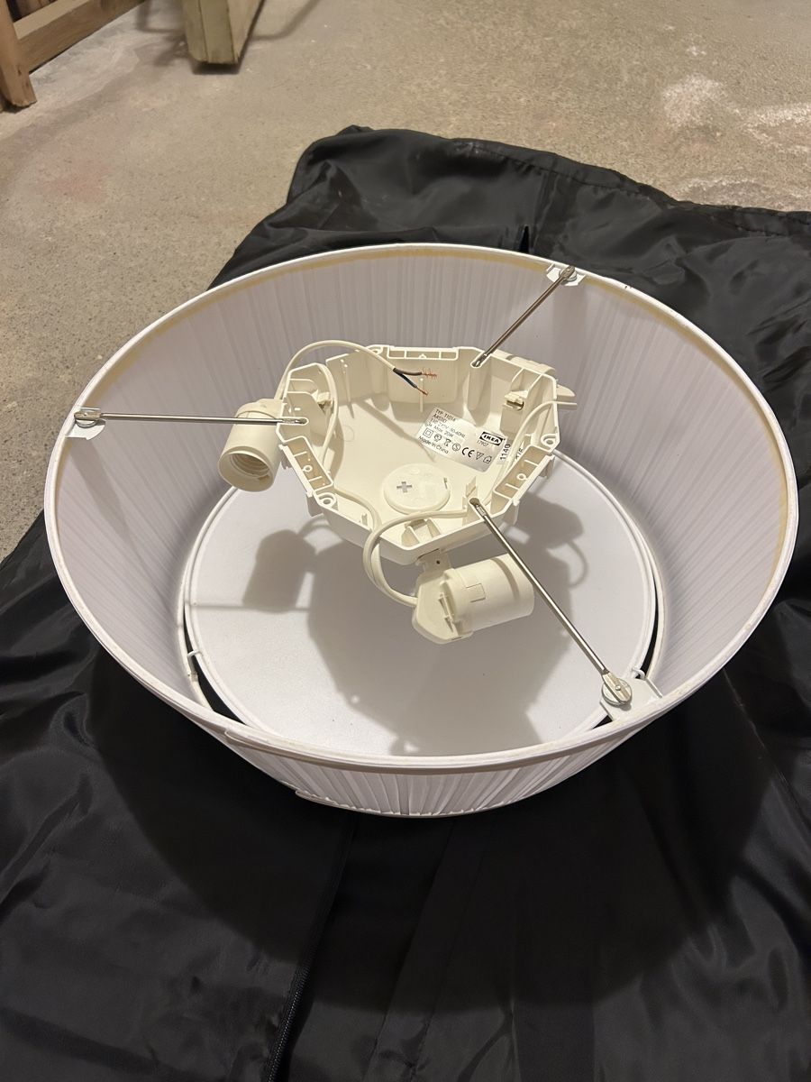 Ikea Lampadari & plafoniere: Ikea Arstid Lampenschirm weiss – Usato da Luzern venduto da zapatae 1