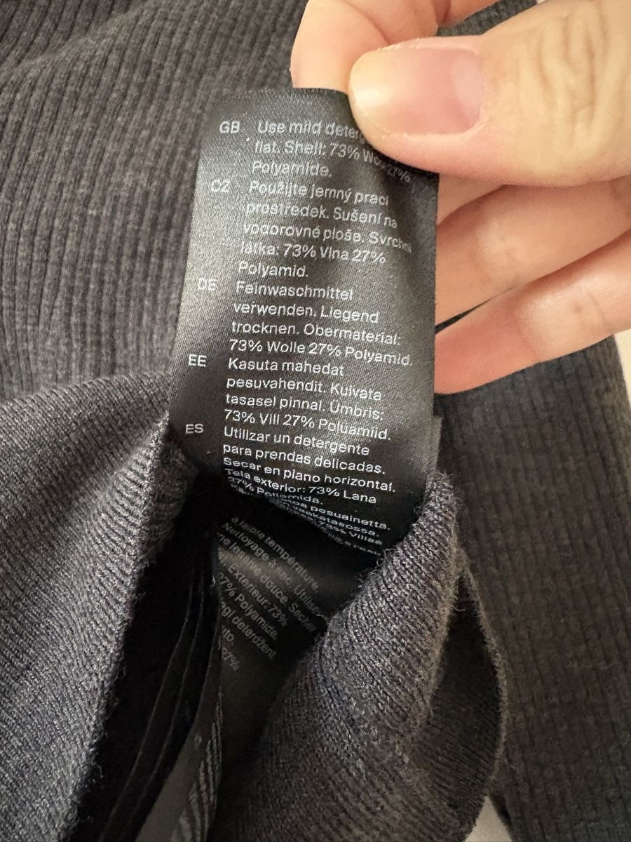 Cos Top: COS Wollcroptop M – Usato da Bern venduto da Schris08 1