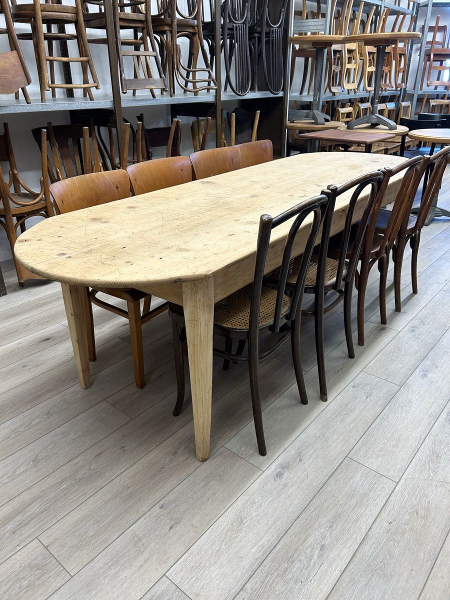 Tische: Esstisch Tanne (249x79cm) – Gebraucht aus Basel von MoebelSackmann 1