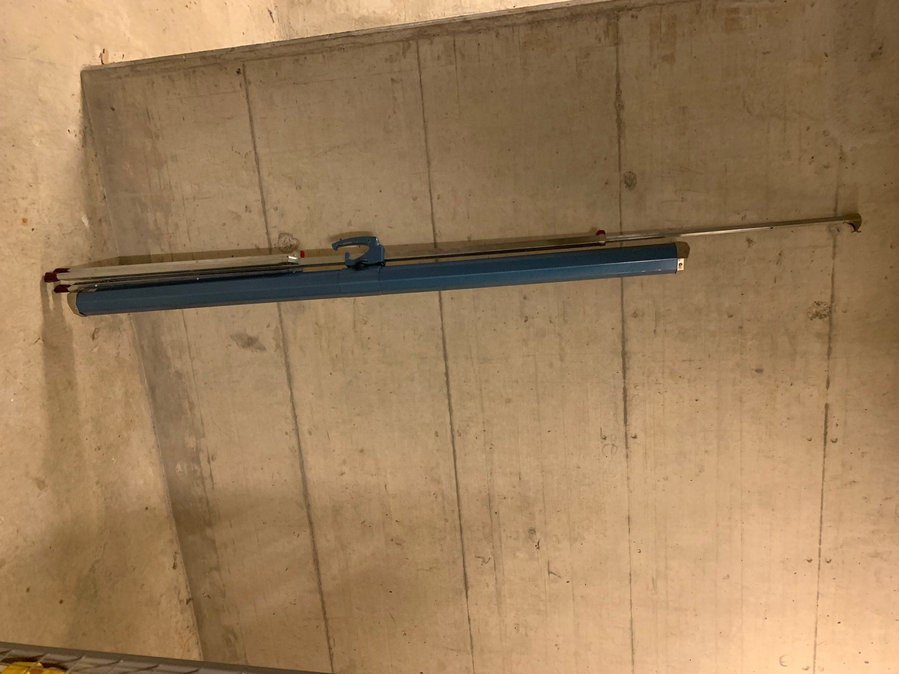 Altri Accessori: Écran de projection Da-Lite Challenger VINTAGE – Usato da genève venduto da MICRA 3