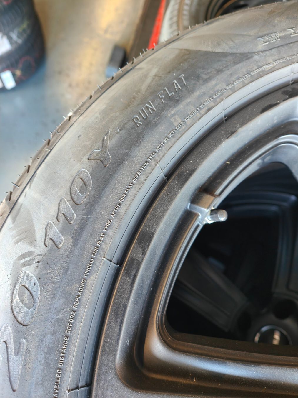 Pneumatici & Ruote complete: Jeep Grand Cherokee Sommerräder – Usato da Oberengstringen venduto da Reifen-Lagerverkauf 3