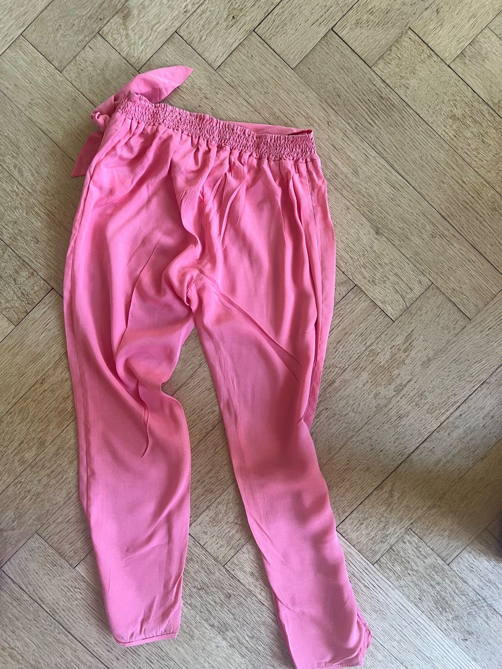 Pantalons: Hose aus Viscose , Grösse 140, Marke Nucleo – D'occasion à Beinwil am See par brigittehug 1