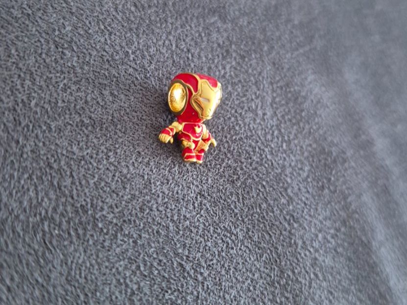 Anhänger: Silber Charm Iron man +Garantie – Neu (gemäss Beschreibung) aus Rotkreuz von  1