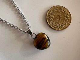 Pendentif coeur mini en oeil de tigre