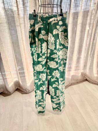 Schöne Sommerhose von Mango, Neu