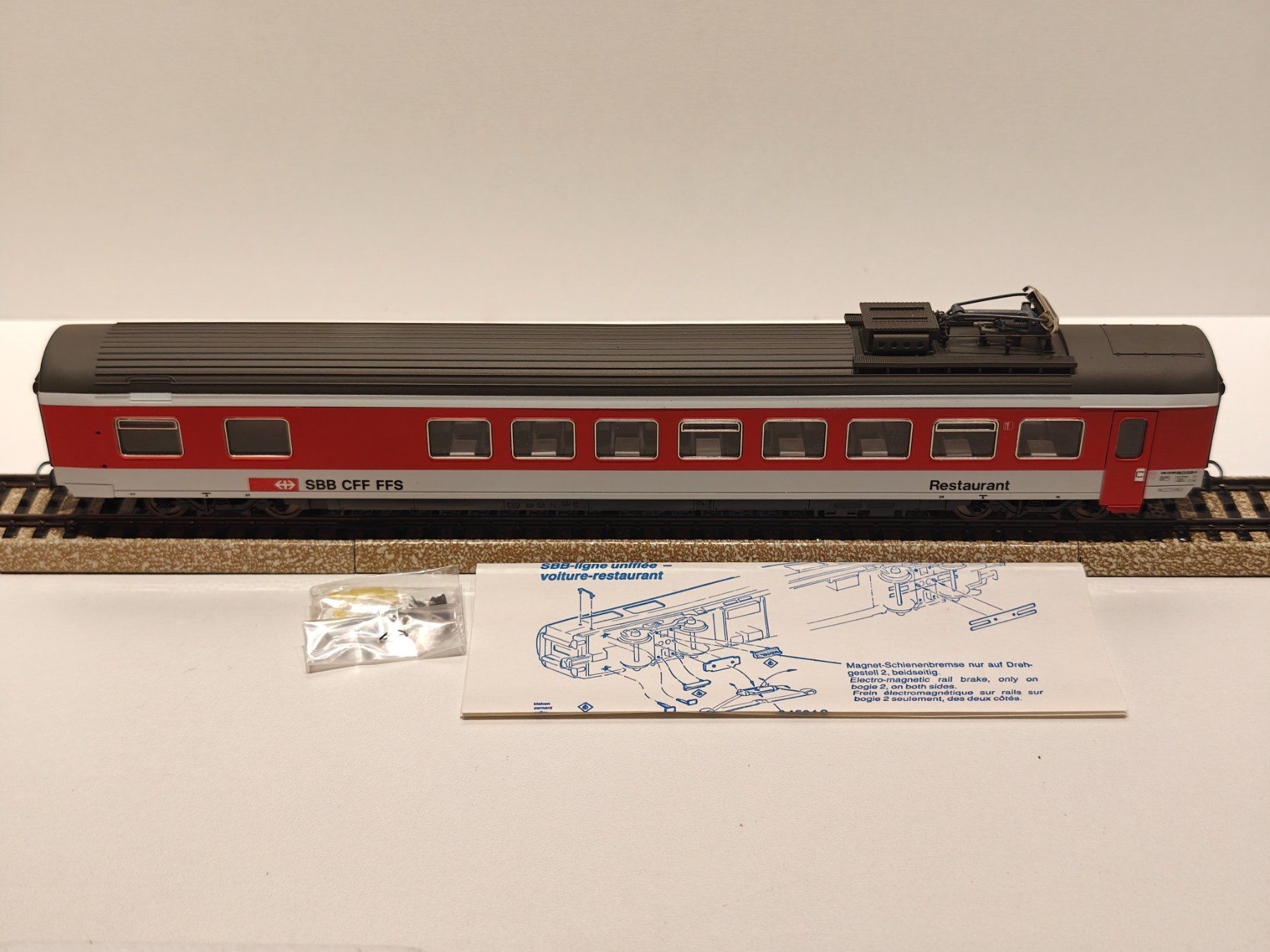 Roco Modellini di ferrovie: Rocco Schnellzug Wagenset – Usato da Braunau venduto da Homersimpson 2