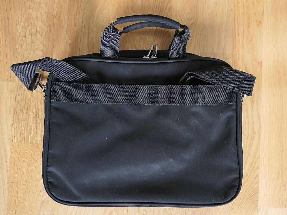 Borse: Laptop-Tasche, neu – Usato da Wetzikon ZH venduto da mst05 1
