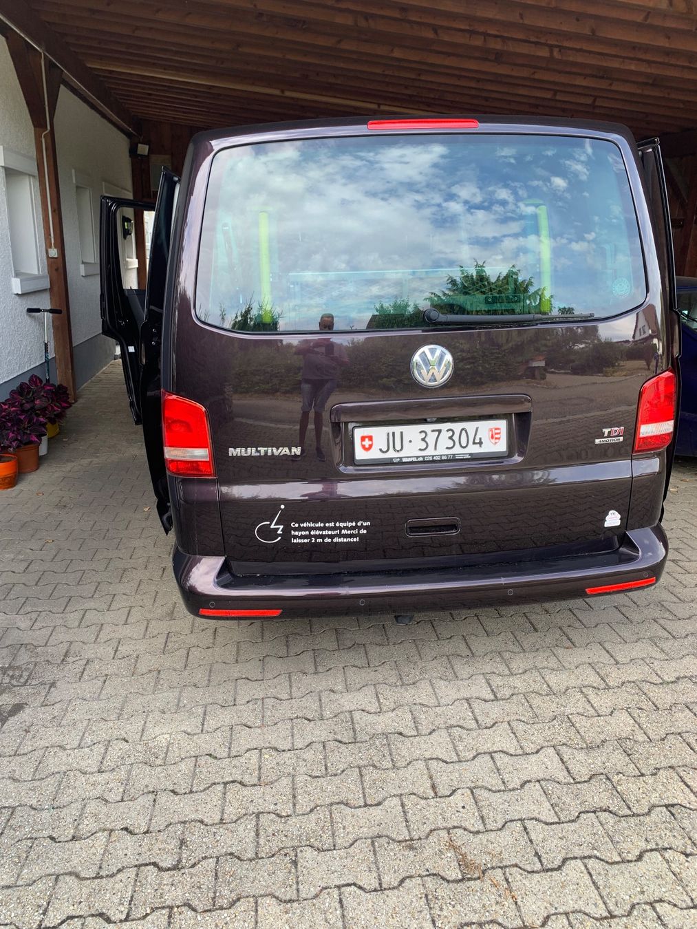 VW Veicoli commerciali: Minibus VW T5 Multi.D 4M. BMT 4x4 – Usato da Bassecourt venduto da R.Tinguely 4