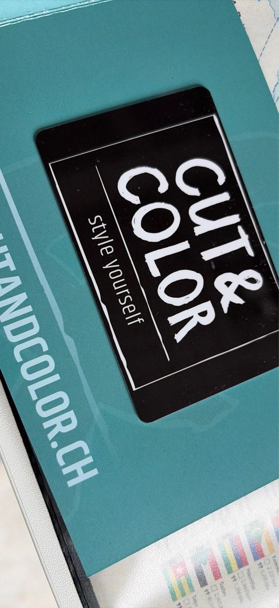 Buoni: Cut & Color Coiffeur Gutschein – Usato da Urdorf venduto da worldaround